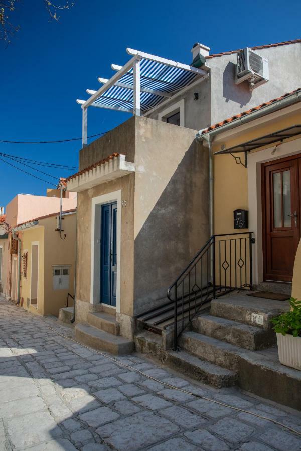 Little House In Baska Daire Dış mekan fotoğraf