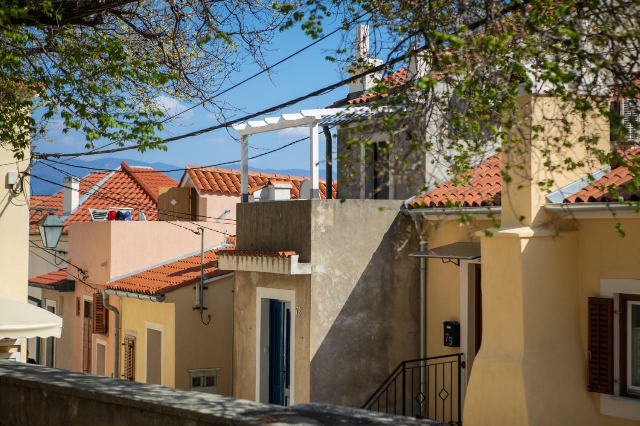 Little House In Baska Daire Dış mekan fotoğraf